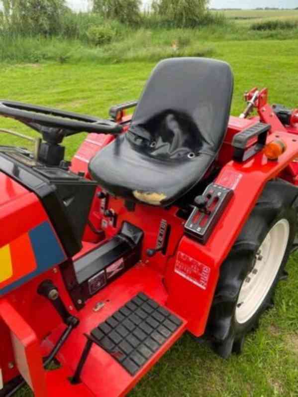 Traktor Yanmar F15 - foto 7