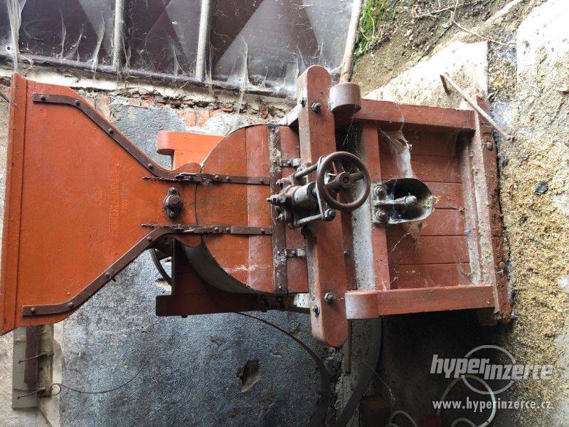 Historický šrotovník s pohonem - foto 1