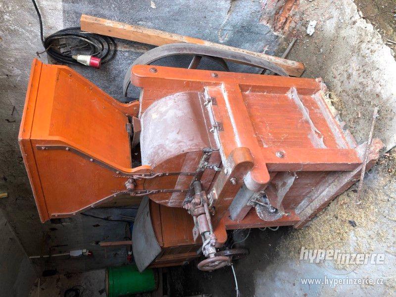 Historický šrotovník s pohonem - foto 2