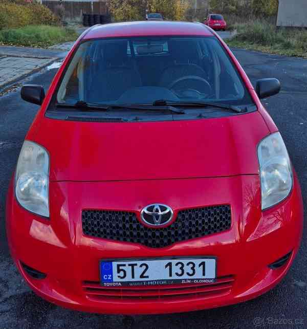 Toyota Yaris 1,3   VVT-i, 64 kW, 2008, benzín - foto 12