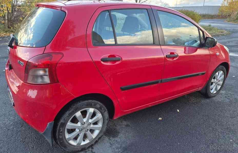 Toyota Yaris 1,3   VVT-i, 64 kW, 2008, benzín - foto 11
