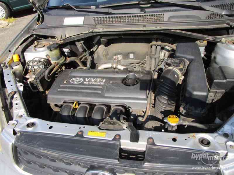 Toyota RAV4 1,8 VVTi- benzín 92kw - foto 16