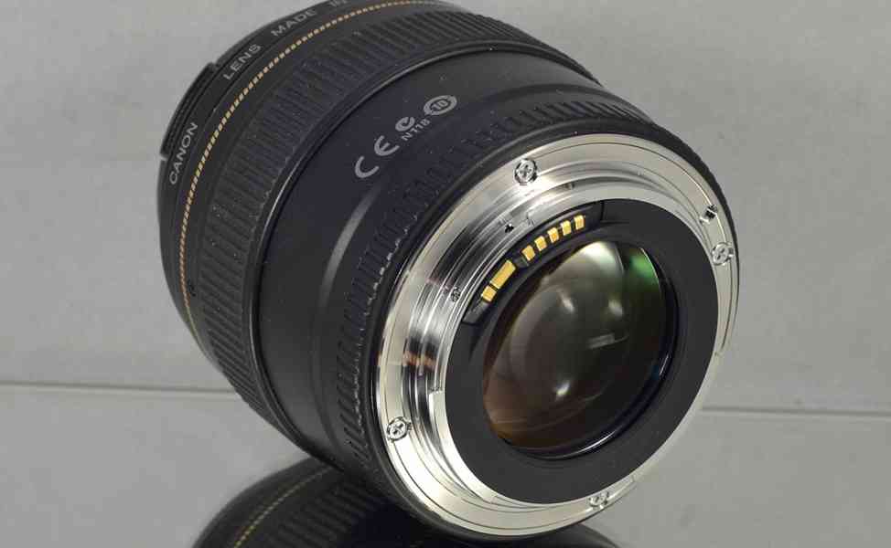 Canon EF 85mm f/1.8 USM **fullframe-formát*Pevný - foto 5