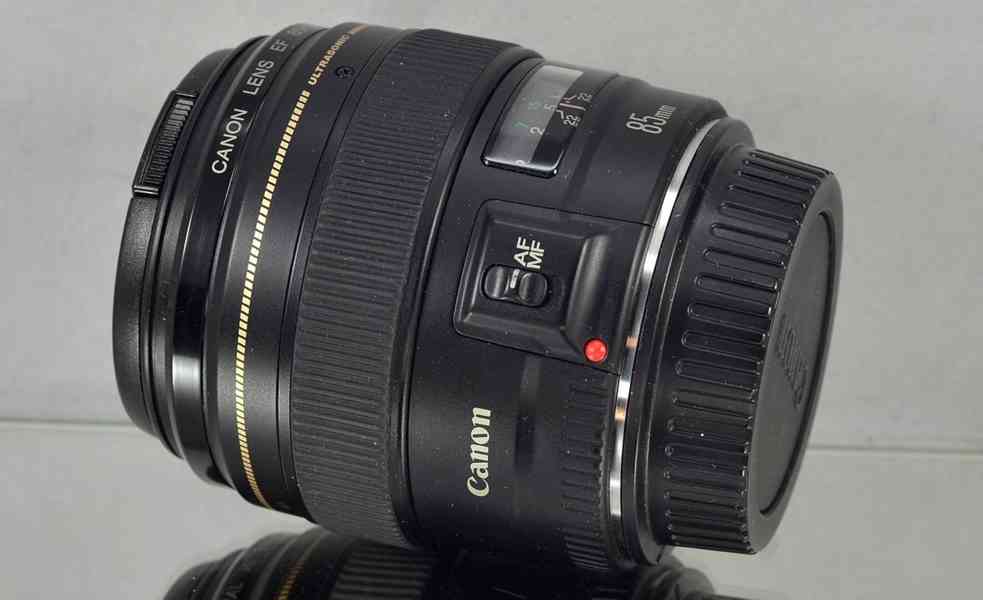 Canon EF 85mm f/1.8 USM **fullframe-formát*Pevný - foto 6