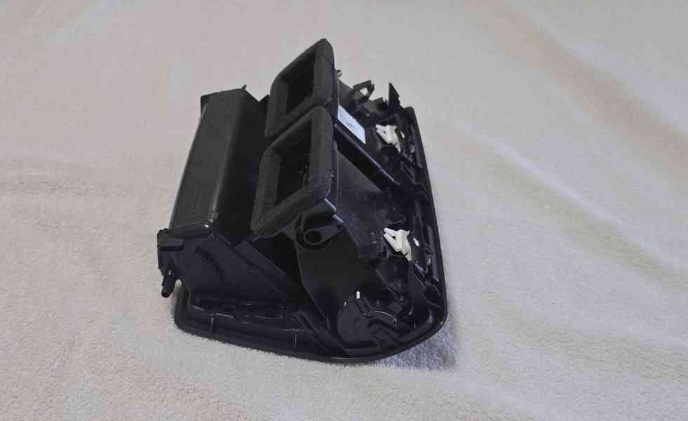 KRÁSNÝ výdech topení středový Škoda Octavia II - foto 6