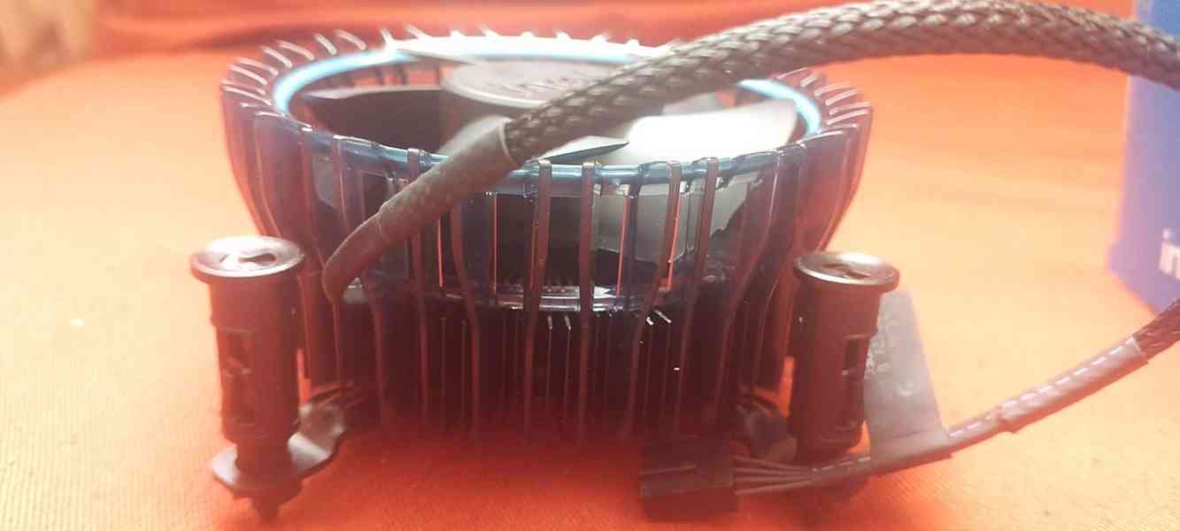 Prodám originál LGA1700 na procesor i5-13500 - foto 4