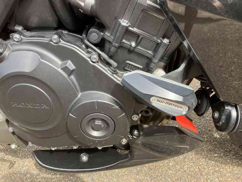 Honda CB1000RA 2009 - foto 4