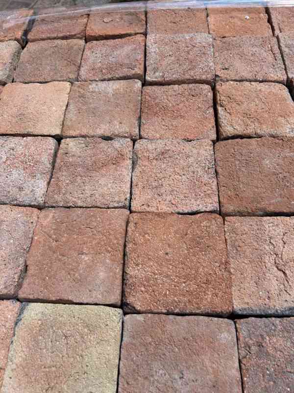 Půdní dlažba , půdovky , topinky - foto 7