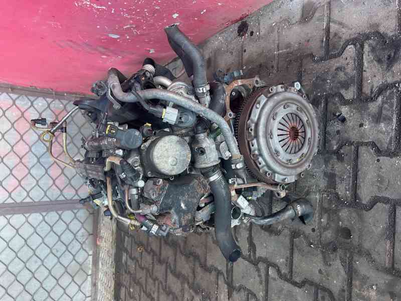 Motor 1,3JTD 55KW Fiat Punto typ 199A2000 kompl. - foto 3