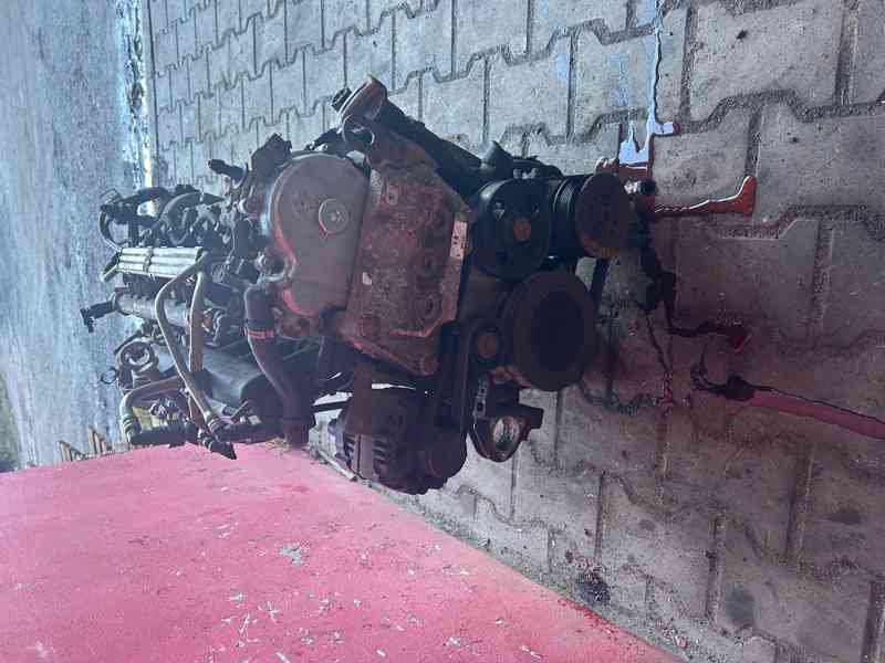 Motor 1,3JTD 55KW Fiat Punto typ 199A2000 kompl. - foto 2