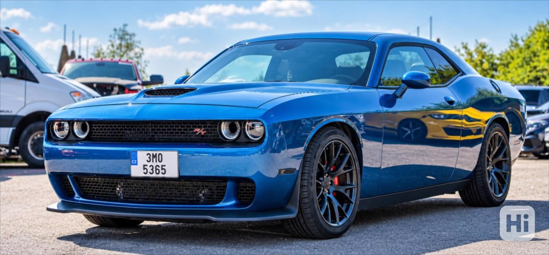 Dodge Challenger 5,7 - foto 1