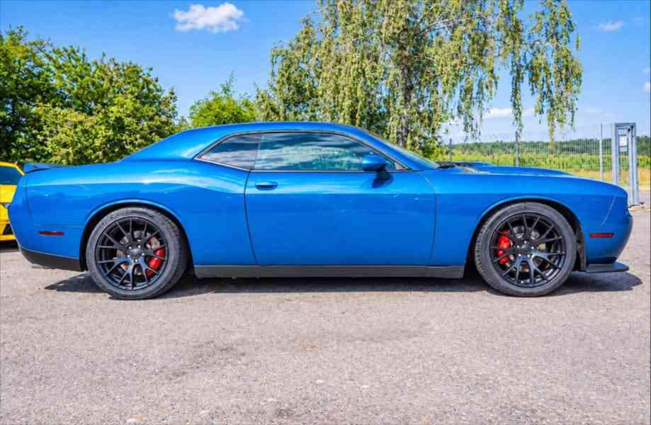 Dodge Challenger 5,7 - foto 4