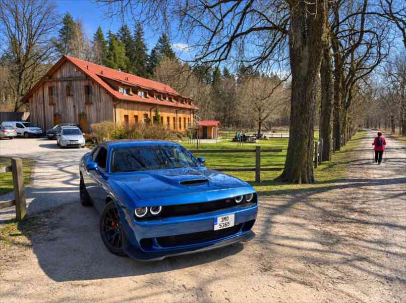 Dodge Challenger 5,7 - foto 6