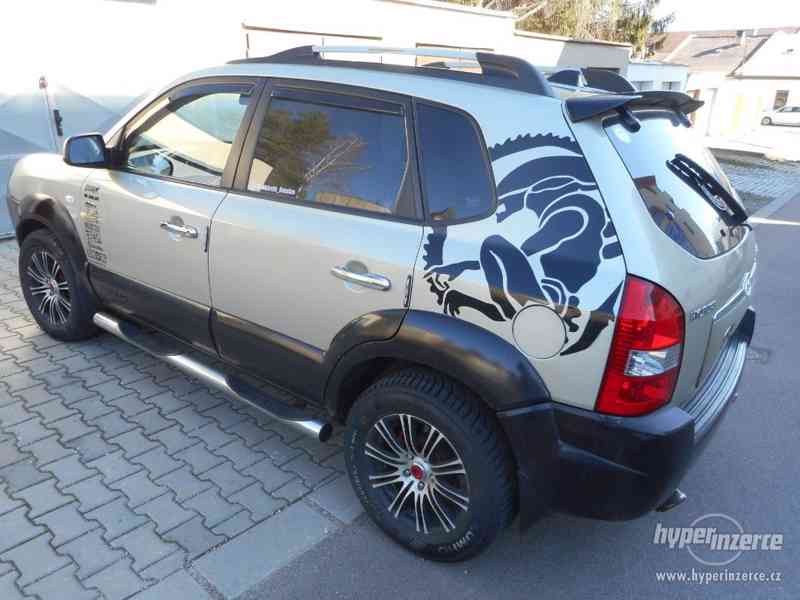 Hyundai Tucson 2.0 CRDI 4x4 - foto 3