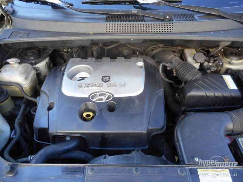 Hyundai Tucson 2.0 CRDI 4x4 - foto 8
