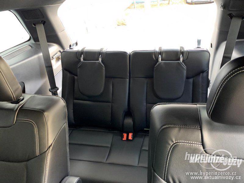 Ford Explorer 3.0, benzín, automat, r.v. 2020, navigace, kůže - foto 4