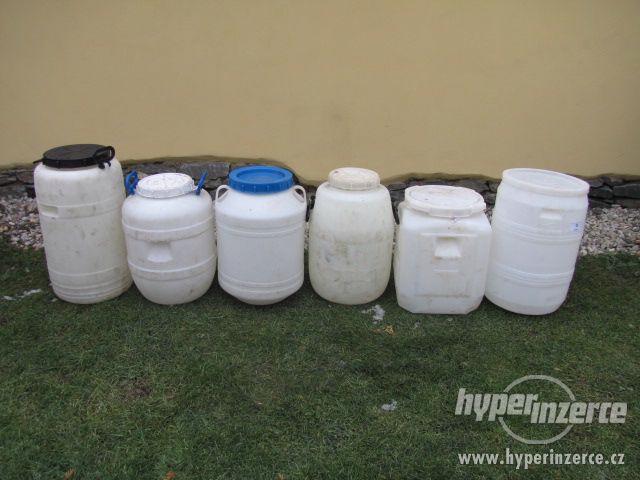 Plastové nádrže 1000l ,sudy od potravin, kanystry - foto 6