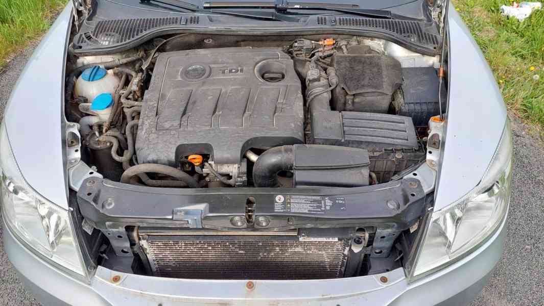 Prodám Škoda Octavia 2 combi 1.6 TDI 77kW čerstvě po STK - foto 26