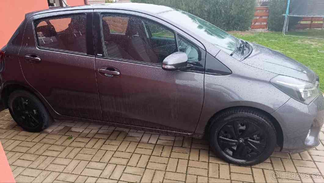 Toyota Yaris 1,3 - foto 2