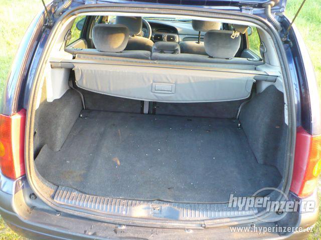 Renault Mégane Combi 1.4 16V 3/2002,nové v ČR,bez EKODANĚ - foto 12