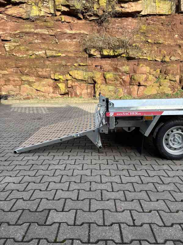 Přívěs na přepravu bagrů 2700 kg - foto 9