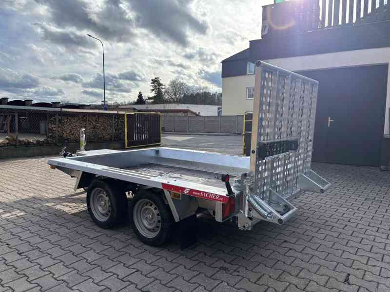 Přívěs na přepravu bagrů 2700 kg - foto 1