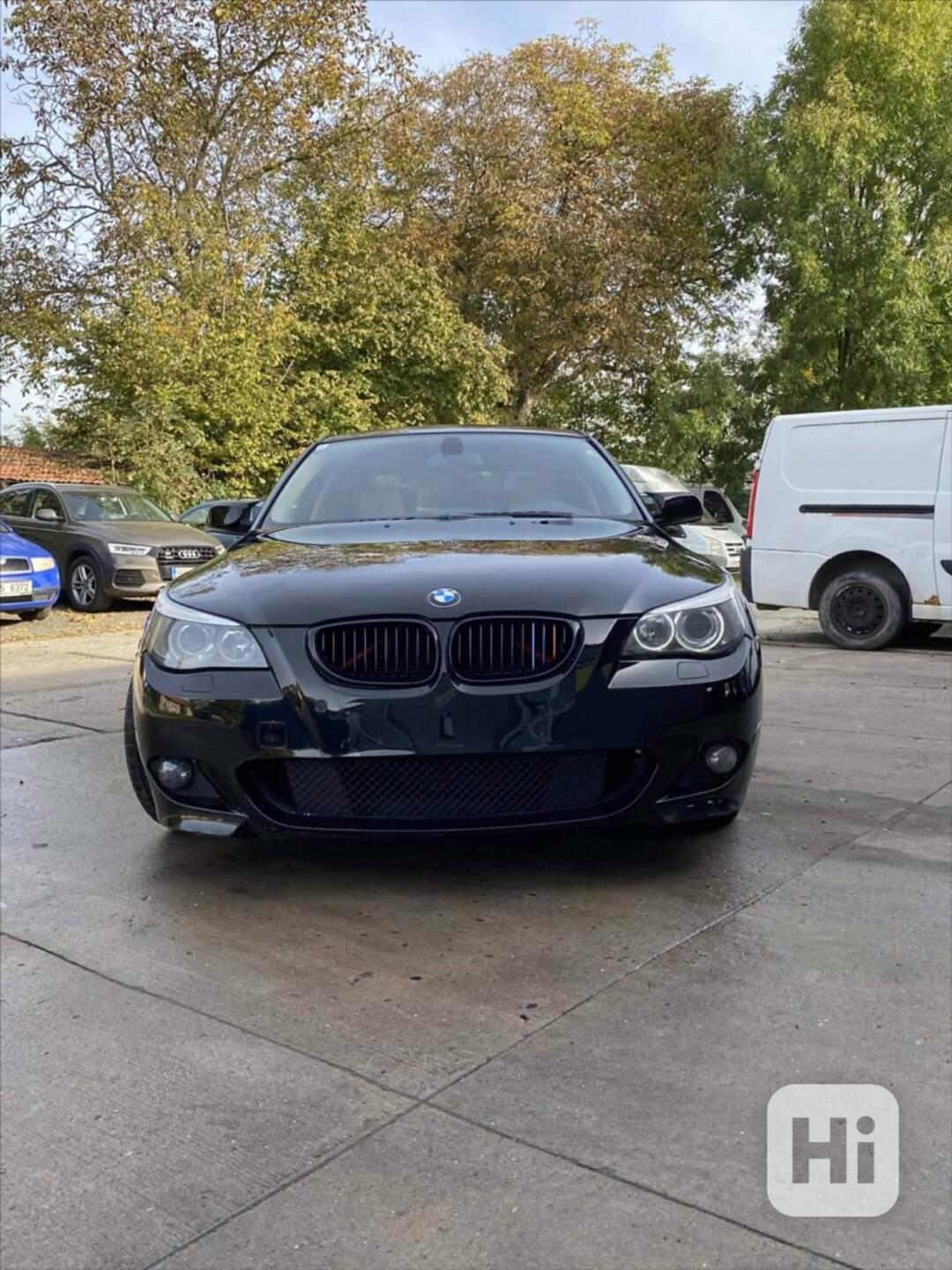 BMW Řada 5 3,0 - foto 1