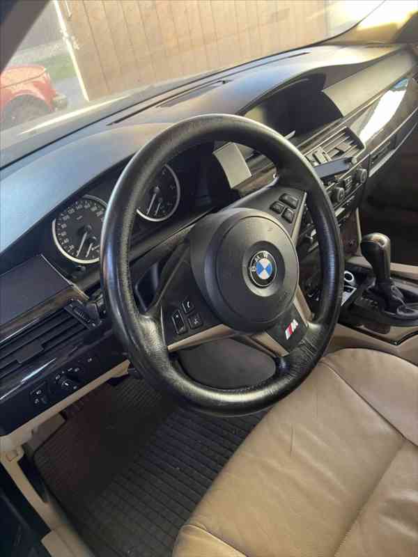 BMW Řada 5 3,0 - foto 7