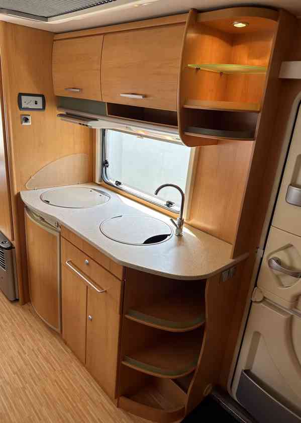 Hymer Living 525 TK 2006, PALANDY+AUT. MOVER+STAN+MARKÝZA - foto 9