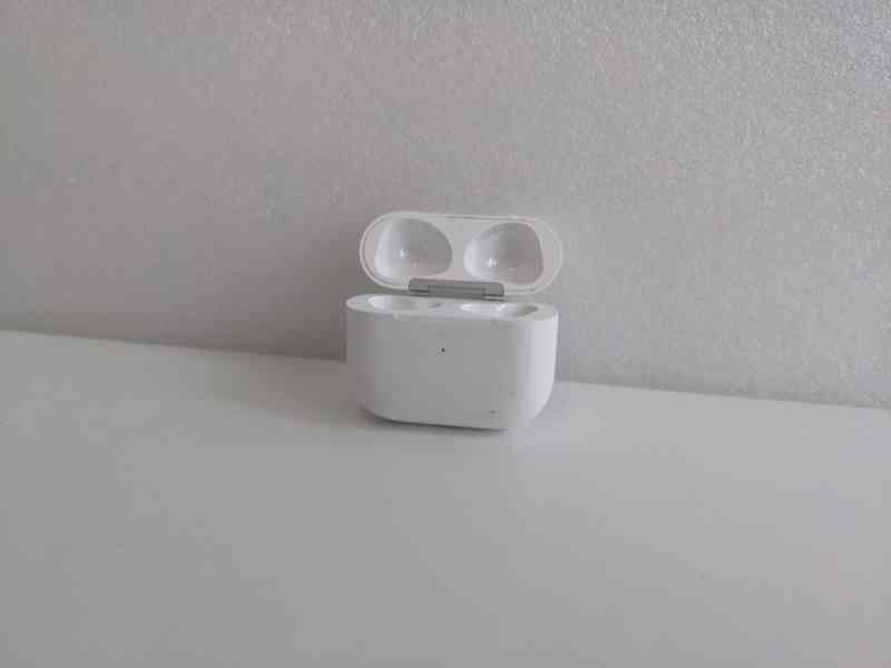 AirPods 3 - pouzdro (A2566) - foto 2