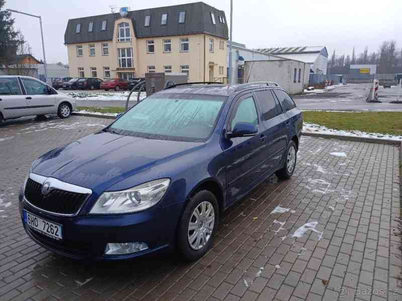 Škoda Octavia 1,6   II - foto 1