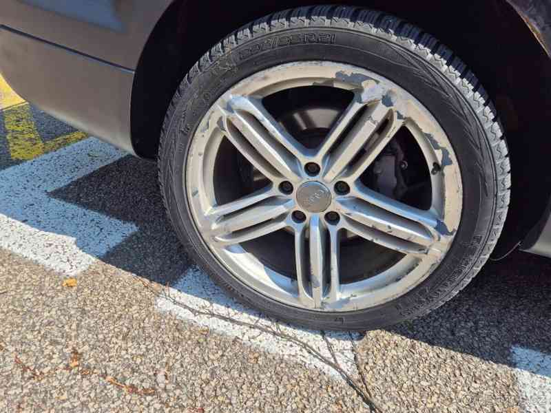Audi Q7 4,2 TDI - foto 13