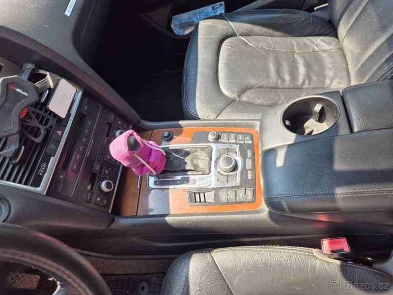 Audi Q7 4,2 TDI - foto 8
