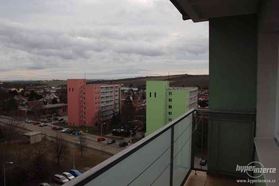 Podnájem bytu 2+kk na ulici Valašská - foto 4