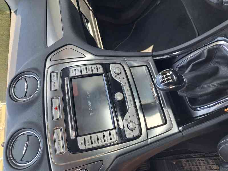 Ford Mondeo MK4 2.0i Duratec 107kW r.v. 2008 - foto 10