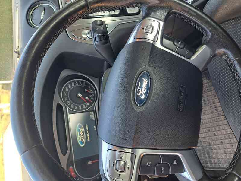 Ford Mondeo MK4 2.0i Duratec 107kW r.v. 2008 - foto 9