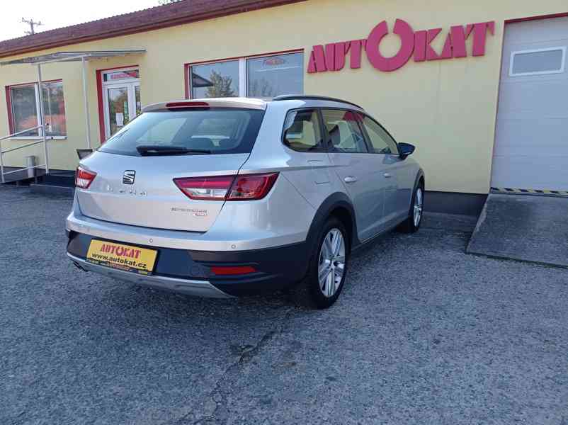 Seat Leon 1.6 TDI 4Drive/X-Perience/1Maj - foto 3