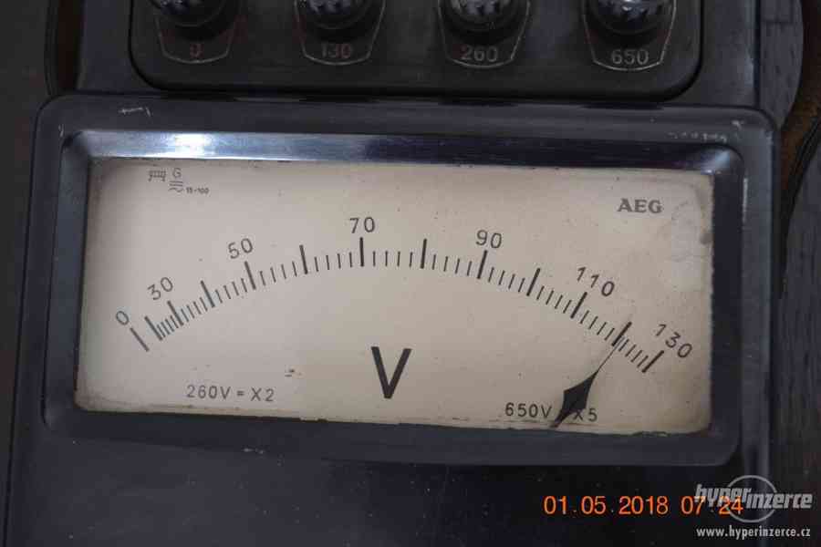 Starožitný přenosný střídavý Voltmetr AEG - foto 2