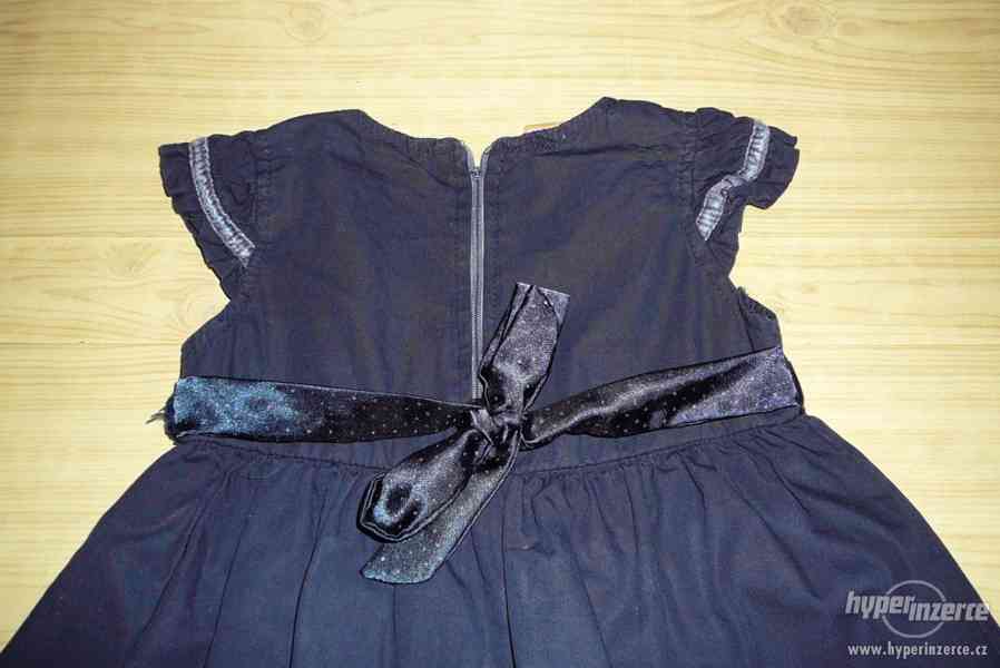 347. Tmavě modré šaty vel. 92 - 98 - foto 6