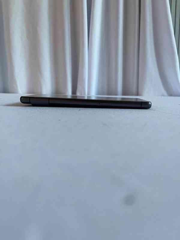 Google Pixel 7a – vadný displej, telefon reaguje, na opra... - foto 5