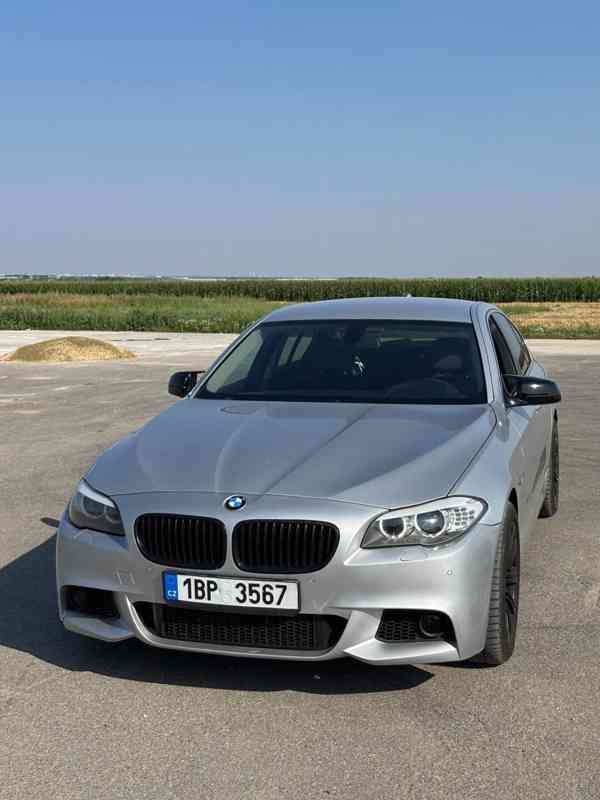 BMW F10 525d M Sport 2010 160t Kč - foto 2
