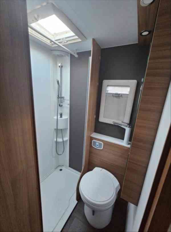 Ostatní ADRIA CORAL XL alkovna - foto 5