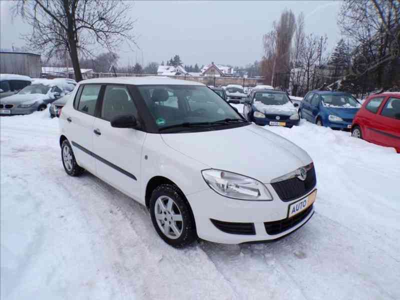 Škoda Fabia 1,2 12V SERVISNÍ KNIHA - foto 1