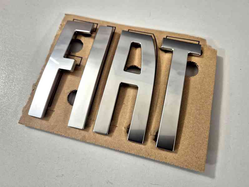 Originál přední znak new Fiat Ducato - foto 1