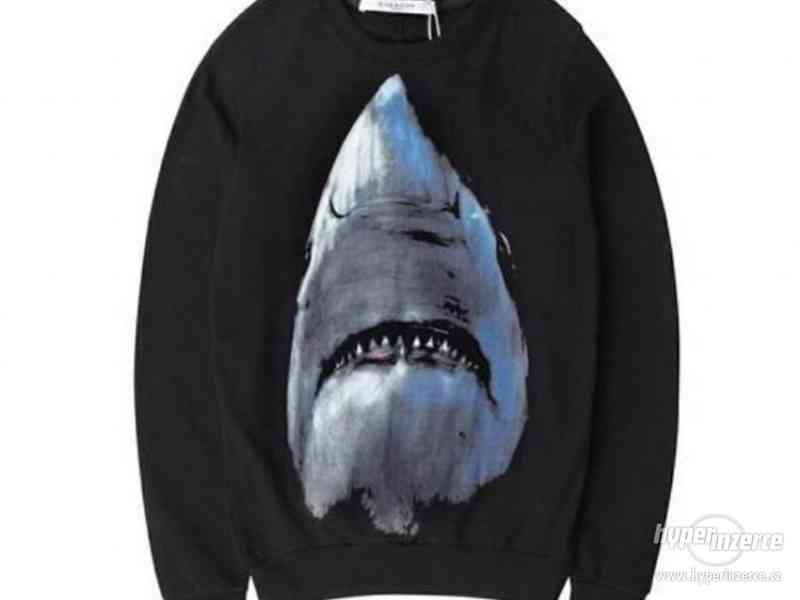 Mikina GIVENCHY SHARK - foto 1