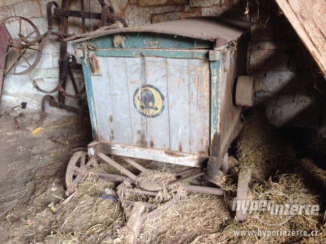 Prodám historické zemědělské stroje - foto 3