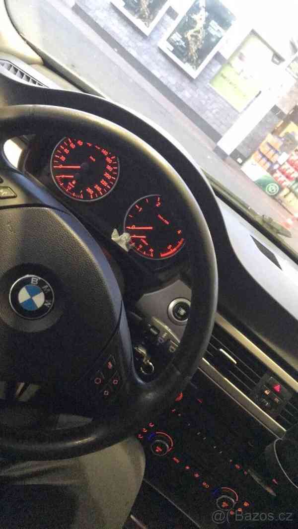 BMW Řada 3 2,0 E90 D 320 - foto 2