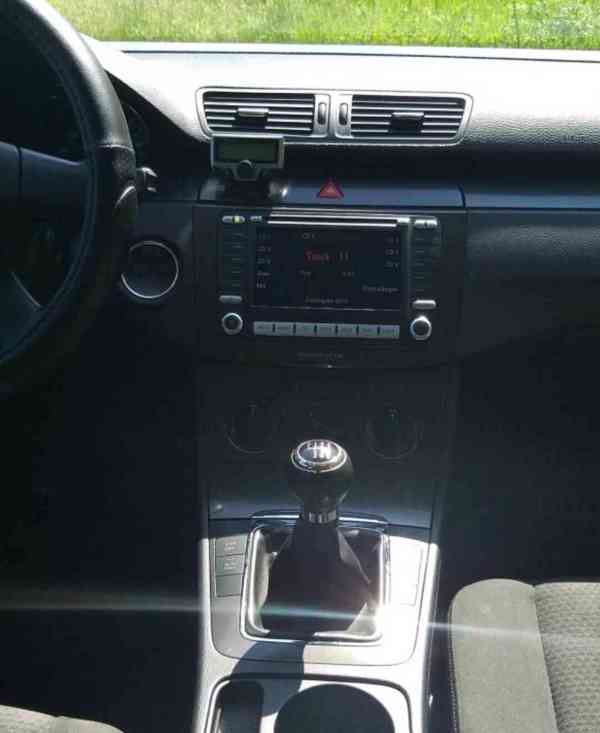 Volkswagen Passat B6 2007 s motorem 2.0 TDI, 103 KW	 - foto 2