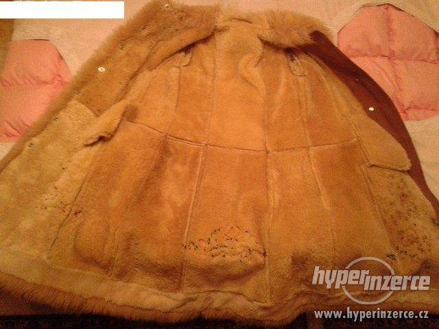 Prodám pravý kožich z ovce. - foto 3