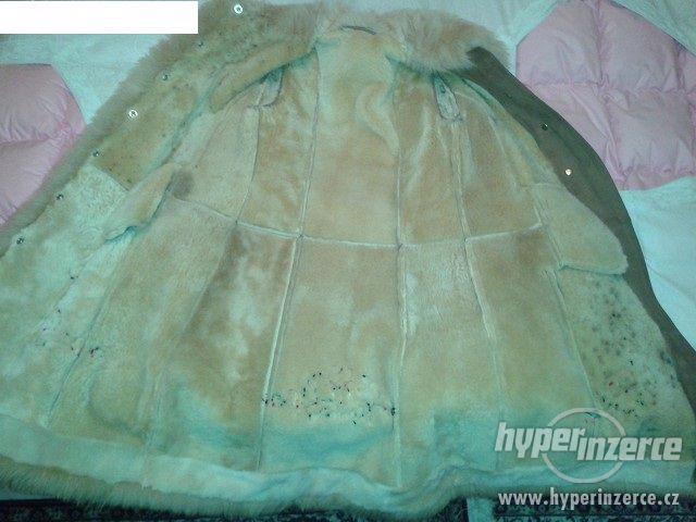 Prodám pravý kožich z ovce. - foto 4